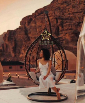 RUM SUNRlSE BUBBLES lUXURY CAMP